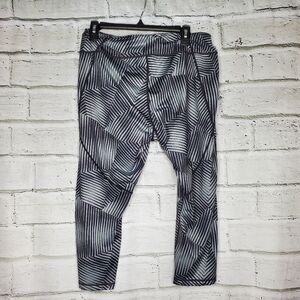 Zella 1x capri leggings pants workout Athleisure